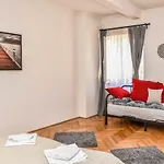 Diamond Astoria Appartamento