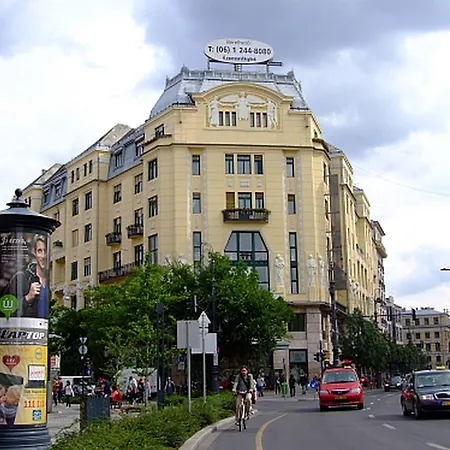 Diamond Astoria * Budapest