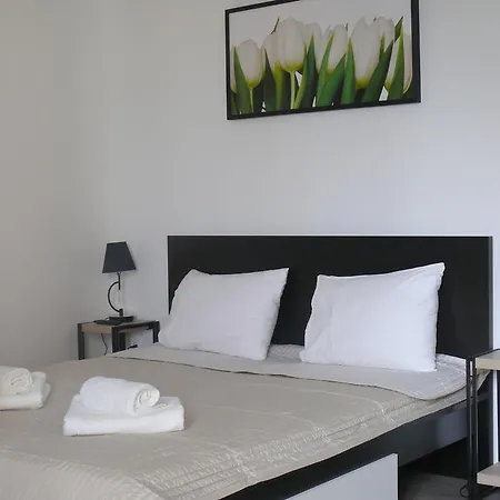 Diamond Astoria Apartment *