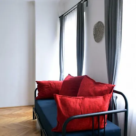 Diamond Astoria * Budapest