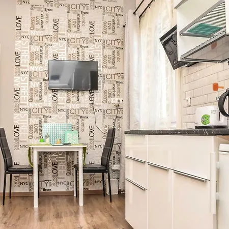 Apartment Diamond Astoria *